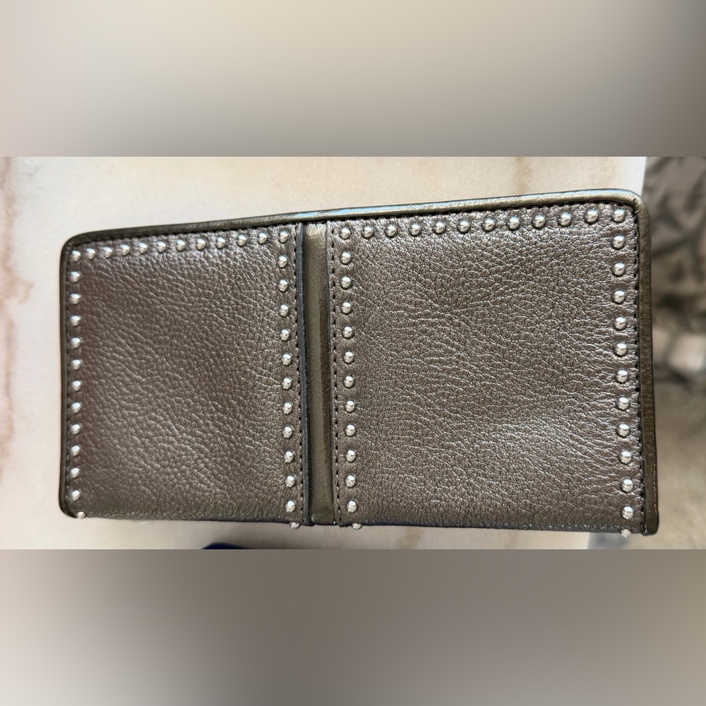 BRIGHTON Pretty Tough Collection
WALLET Leather, Studded Organizer Wallet. EUC⭐️ - Picture 5 of 13